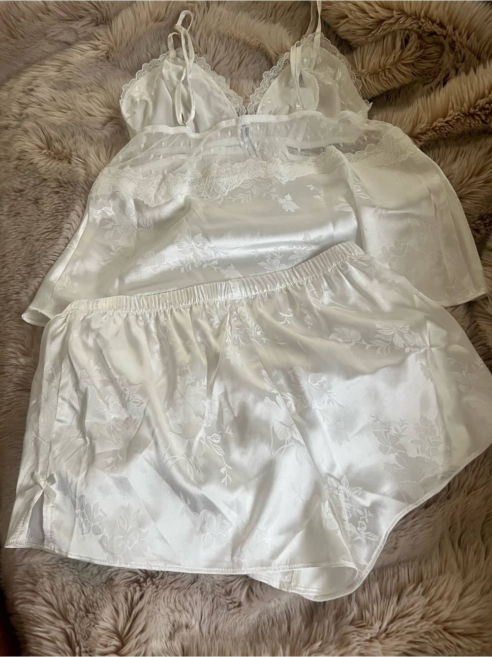 Flora Nikrooz Satin Lace Cami & Short Sleep Set - Ivory Cream XS - Picture 11 of 11
